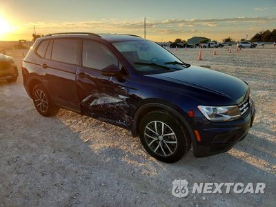 Czwarte zdjęcie samochodu z boku: 2021 VOLKSWAGEN TIGUAN S VIN:3VV1B7AX4MM097243 - miniatura