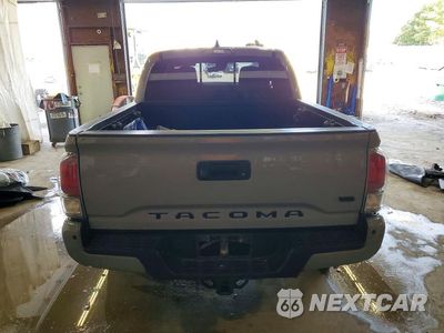 Zdjęcie 6 z 12 samochodu: 2021 TOYOTA TACOMA TRD OFF-ROAD VIN:3TYCZ5AN9MT045200 - miniatura