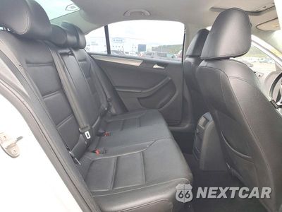 Zdjęcie 10 z 12 samochodu: 2017 VOLKSWAGEN JETTA SE VIN:3VWDB7AJ7HM382139 - miniatura