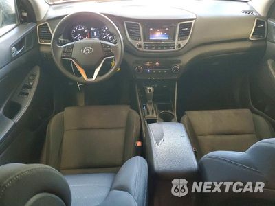 Zdjęcie 8 z 13 samochodu: 2016 HYUNDAI TUCSON SE VIN:KM8J3CA45GU100303 - miniatura