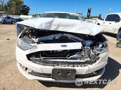 Piąte zdjęcie samochodu w środku: 2017 FORD FUSION SE VIN:3FA6P0H70HR370373 - miniatura