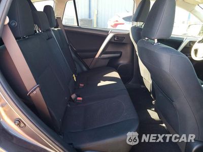 Zdjęcie 10 z 12 samochodu: 2018 TOYOTA RAV4 LE VIN:JTMBFREV8JJ226489 - miniatura