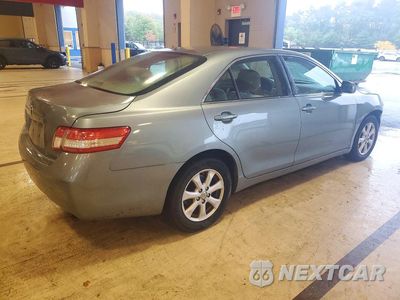 Trzecie zdjęcie samochodu z tyłu: 2011 TOYOTA CAMRY LE VIN:4T4BF3EKXBR112661 - miniatura