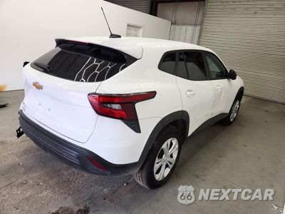 Trzecie zdjęcie samochodu z tyłu: 2026 CHEVROLET TRAX LS VIN:KL77LFEP7TC087183 - miniatura