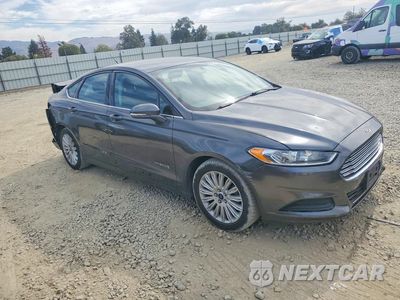 Czwarte zdjęcie samochodu z boku: 2015 FORD FUSION SE HYBRID VIN:3FA6P0LU8FR208792 - miniatura