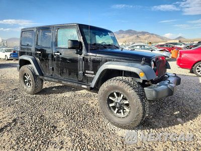 Czwarte zdjęcie samochodu z boku: 2017 JEEP WRANGLER UNLIMITED SPORT VIN:1C4BJWDG2HL574237 - miniatura