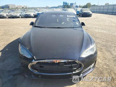 Piąte zdjęcie samochodu w środku: 2014 TESLA MODEL S VIN:5YJSA1H26EFP63263 - miniatura