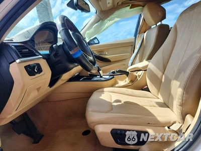 Zdjęcie 7 z 12 samochodu: 2015 BMW 328 XI SULEV VIN:WBA3B5C51FP654336 - miniatura