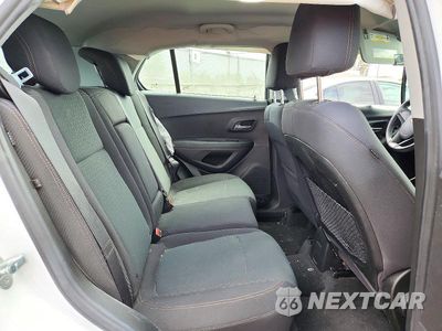 Zdjęcie 11 z 13 samochodu: 2019 CHEVROLET TRAX LS VIN:3GNCJKSB2KL315772 - miniatura