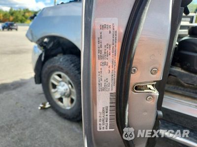 Zdjęcie 12 z 12 samochodu: 2020 RAM 2500 TRADESMAN VIN:3C6UR5CJ4LG303914 - miniatura