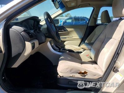 Zdjęcie 7 z 13 samochodu: 2013 HONDA ACCORD EX VIN:1HGCR2F70DA208013 - miniatura