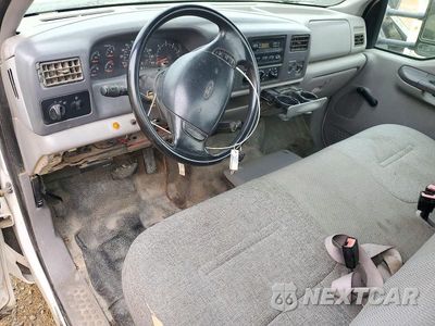 Zdjęcie 8 z 12 samochodu: 2001 FORD F350 SUPER DUTY VIN:1FTWF32S41EB64140 - miniatura