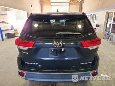 Zdjęcie 6 z 14 samochodu: 2019 TOYOTA HIGHLANDER LIMITED PLATINUM VIN:5TDDZRFH4KS975867 - miniatura