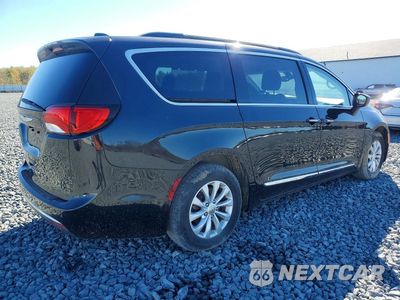 Trzecie zdjęcie samochodu z tyłu: 2017 CHRYSLER PACIFICA TOURING L VIN:2C4RC1BG0HR688534 - miniatura