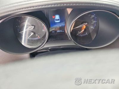 Zdjęcie 9 z 14 samochodu: 2019 TOYOTA C-HR LE VIN:JTNKHMBX4K1023552 - miniatura