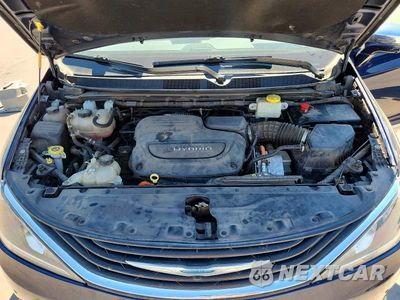 Zdjęcie 12 z 13 samochodu: 2017 CHRYSLER PACIFICA EHYBRID PLATINUM VIN:2C4RC1N77HR782678 - miniatura