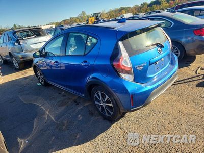 Drugie zdjęcie samochodu z przodu: 2018 TOYOTA PRIUS C ONE VIN:JTDKDTB32J1602951 - miniatura