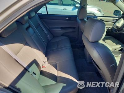 Zdjęcie 10 z 12 samochodu: 2005 TOYOTA CAMRY LE VIN:4T1BE30K55U548701 - miniatura
