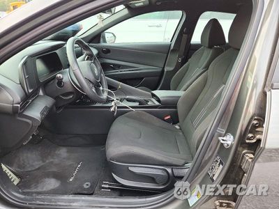 Zdjęcie 7 z 12 samochodu: 2025 HYUNDAI ELANTRA SEL SPORT VIN:KMHLM4DG3SU948576 - miniatura
