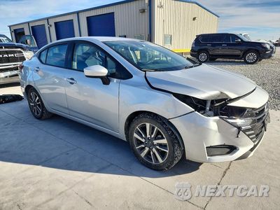 Czwarte zdjęcie samochodu z boku: 2023 NISSAN VERSA SV VIN:3N1CN8EVXPL834262 - miniatura