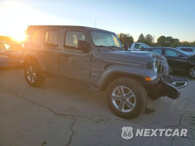 Czwarte zdjęcie samochodu z boku: 2020 JEEP WRANGLER UNLIMITED SAHARA VIN:1C4HJXEN4LW219333 - miniatura