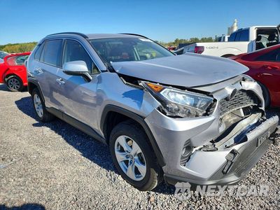 Czwarte zdjęcie samochodu z boku: 2019 TOYOTA RAV4 XLE VIN:JTMW1RFV5KD510628 - miniatura