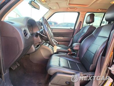 Zdjęcie 7 z 12 samochodu: 2015 JEEP PATRIOT LIMITED VIN:1C4NJRCB3FD258969 - miniatura
