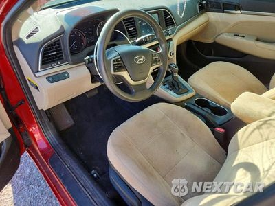 Zdjęcie 8 z 13 samochodu: 2017 HYUNDAI ELANTRA SE VIN:5NPD84LF1HH179083 - miniatura