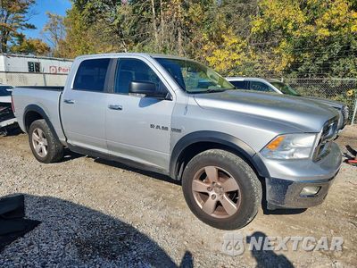 Czwarte zdjęcie samochodu z boku: 2009 DODGE RAM 1500 SLT VIN:1D3HV13T59S713632 - miniatura