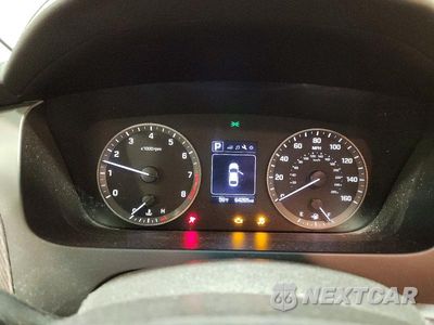 Zdjęcie 9 z 12 samochodu: 2017 HYUNDAI SONATA SPORT VIN:5NPE34AF1HH545422 - miniatura