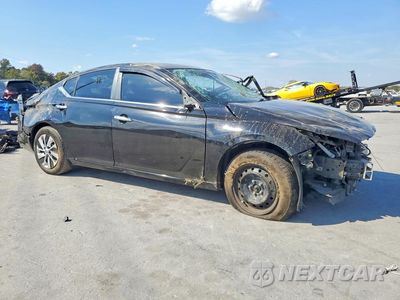 Czwarte zdjęcie samochodu z boku: 2023 NISSAN ALTIMA S VIN:1N4BL4BV3PN352380 - miniatura