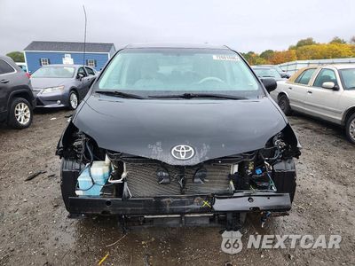Piąte zdjęcie samochodu w środku: 2013 TOYOTA SIENNA LE VIN:5TDKK3DC8DS342470 - miniatura
