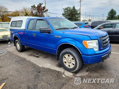 Czwarte zdjęcie samochodu z boku: 2011 FORD F150 SUPER CAB VIN:1FTEX1EM2BFC57096 - miniatura