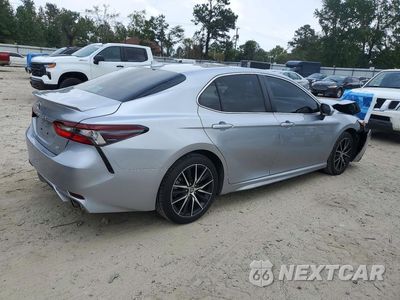 Trzecie zdjęcie samochodu z tyłu: 2024 TOYOTA CAMRY SE VIN:4T1G11AK7RU856902 - miniatura