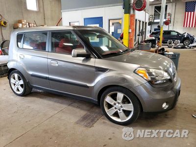 Czwarte zdjęcie samochodu z boku: 2010 KIA SOUL + VIN:KNDJT2A26A7032421 - miniatura