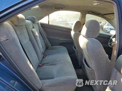 Zdjęcie 10 z 12 samochodu: 2004 TOYOTA CAMRY LE VIN:4T1BE32KX4U851212 - miniatura