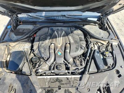 Zdjęcie 11 z 12 samochodu: 2018 BMW M550XI VIN:WBAJB9C57JB035177 - miniatura