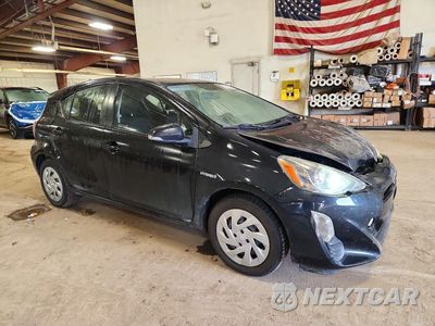 Czwarte zdjęcie samochodu z boku: 2016 TOYOTA PRIUS C TWO VIN:JTDKDTB36G1124719 - miniatura