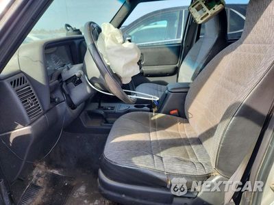 Zdjęcie 7 z 13 samochodu: 2000 JEEP CHEROKEE SPORT VIN:1J4FF48S0YL227148 - miniatura