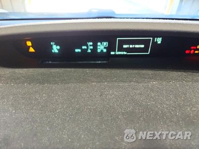 Zdjęcie 9 z 12 samochodu: 2013 TOYOTA PRIUS THREE VIN:JTDKN3DU0D1616001 - miniatura
