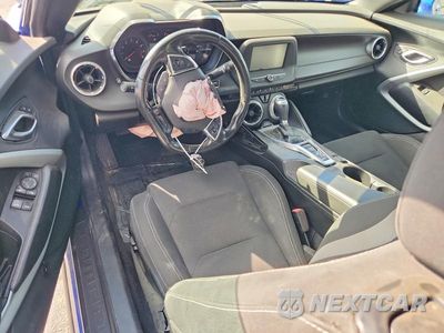 Zdjęcie 8 z 12 samochodu: 2017 CHEVROLET CAMARO LT VIN:1G1FB3DS3H0213773 - miniatura