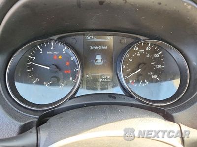 Zdjęcie 9 z 13 samochodu: 2017 NISSAN ROGUE SV VIN:5N1AT2MV9HC893899 - miniatura