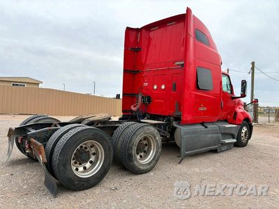 Czwarte zdjęcie samochodu z boku: 2018 INTERNATIONAL LT625 VIN:3HSDZAPR9JN566515 - miniatura