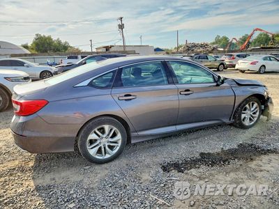 Trzecie zdjęcie samochodu z tyłu: 2018 HONDA ACCORD LX VIN:1HGCV1F10JA127932 - miniatura