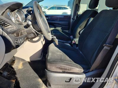 Zdjęcie 7 z 13 samochodu: 2012 DODGE GRAND CARAVAN SE VIN:2C4RDGBGXCR161769 - miniatura