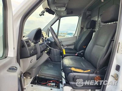 Zdjęcie 7 z 14 samochodu: 2015 MERCEDES-BENZ SPRINTER 2500 VIN:WD3PE7CC9F5953343 - miniatura