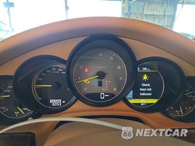 Zdjęcie 9 z 13 samochodu: 2014 PORSCHE PANAMERA S HYBRID VIN:WP0AD2A76EL044459 - miniatura