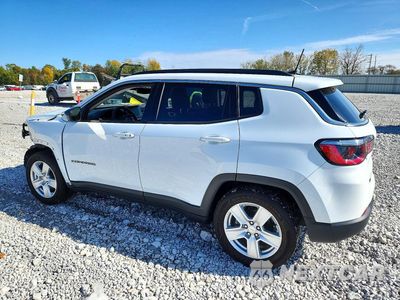 Drugie zdjęcie samochodu z przodu: 2022 JEEP COMPASS LATITUDE VIN:3C4NJCBBXNT182545 - miniatura