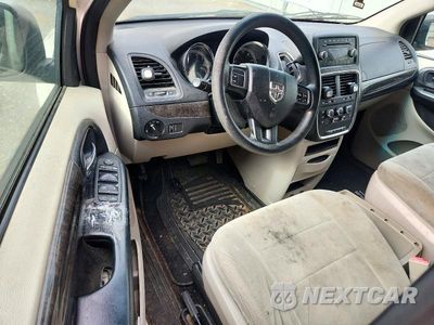 Zdjęcie 8 z 13 samochodu: 2011 DODGE GRAND CARAVAN EXPRESS VIN:2D4RN4DG8BR794412 - miniatura