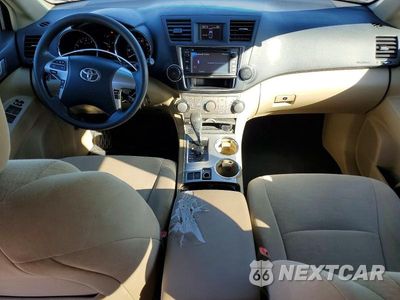 Zdjęcie 8 z 12 samochodu: 2013 TOYOTA HIGHLANDER PLUS VIN:5TDZA3EH3DS046297 - miniatura